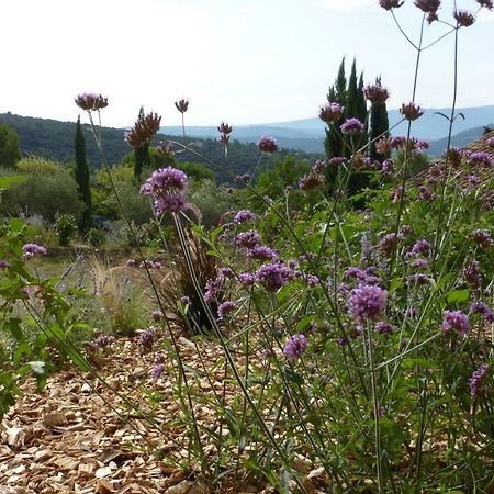 Maison Itze Saint-Saturnin-d'Apt Exterior foto